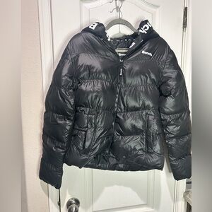 Bench Philippa Puffer Jacket Black Sz S Ski Winter Warm Coat Logo